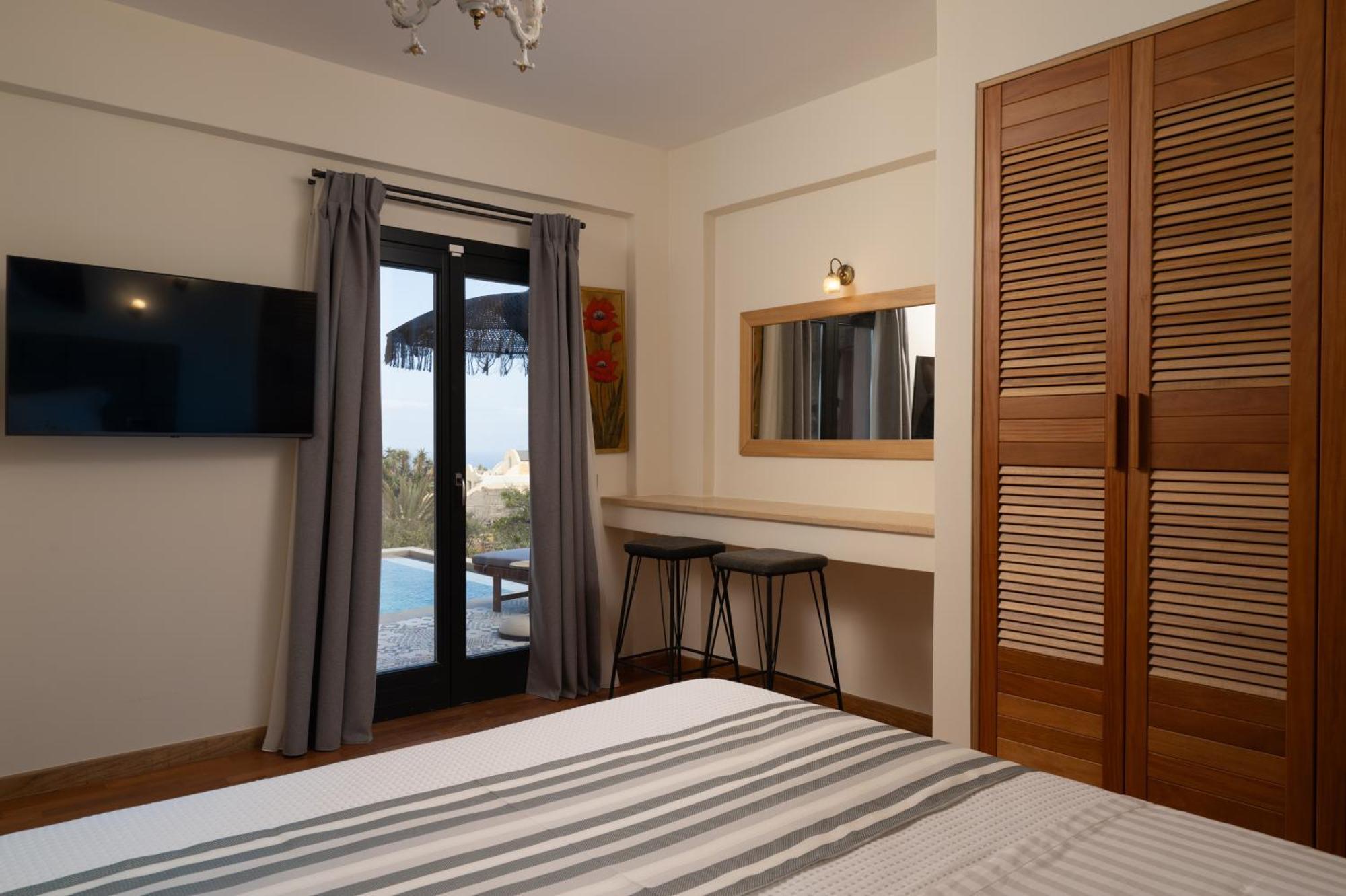Golden Moments Luxury Stone Villas A Messaria  Bilik gambar
