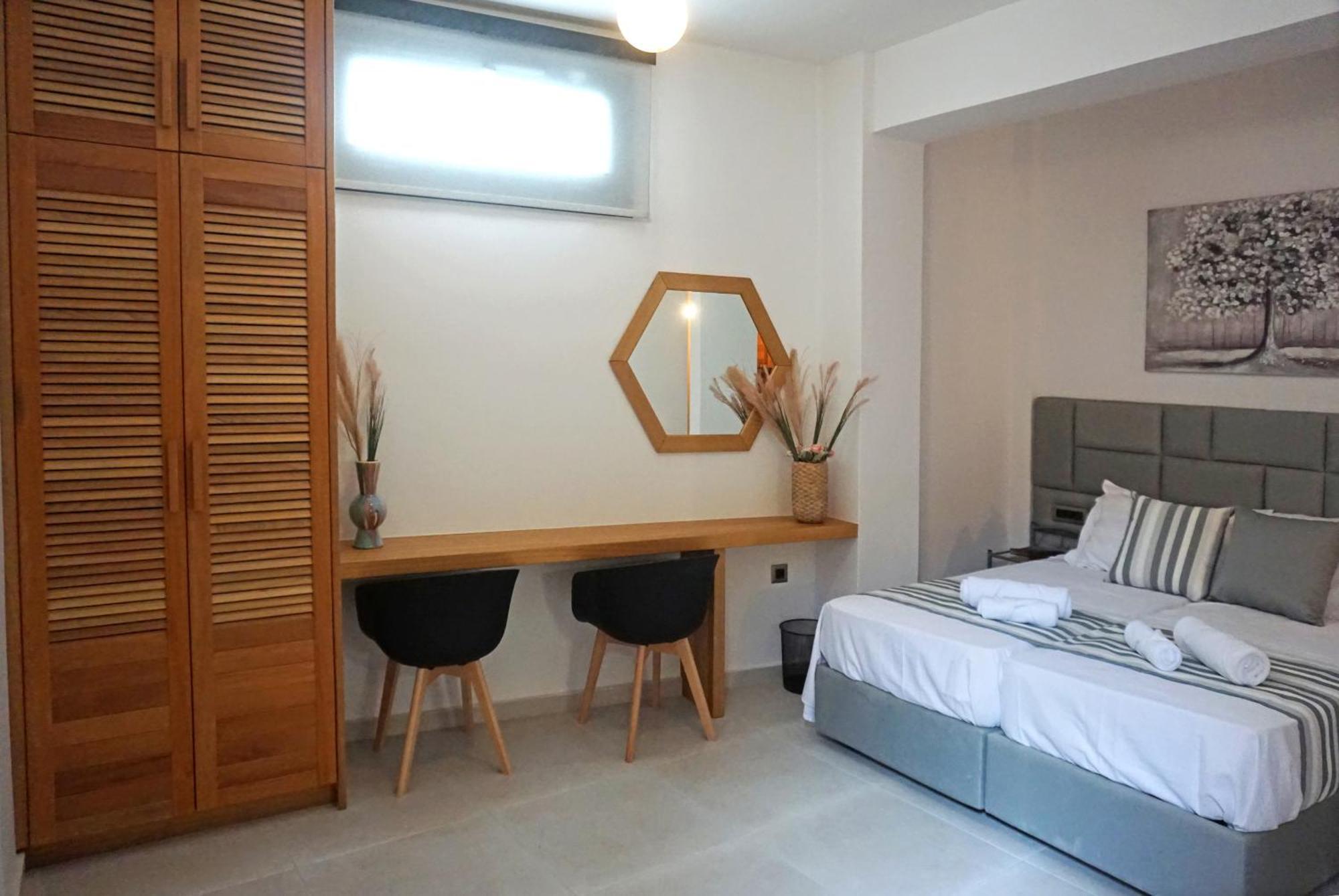 Golden Moments Luxury Stone Villas A Messaria  Bilik gambar